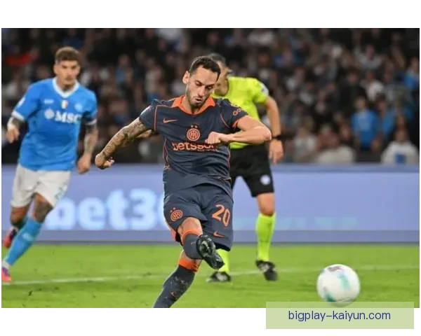 恰尔汗奥卢合同续约谈判进展顺利，球迷期待他新赛季的精彩表现