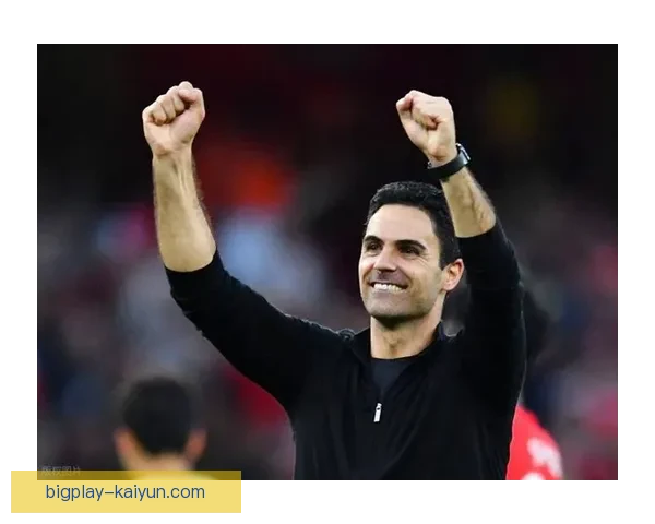 克洛普与阿尔特塔的战术对决备受关注，两位主帅表现各异