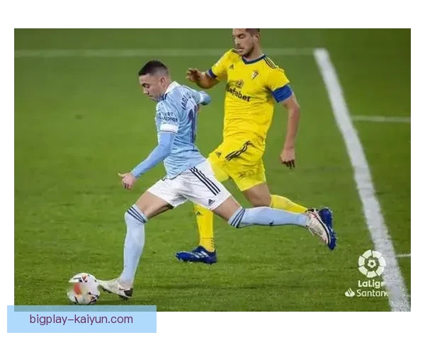 阿斯帕斯比赛影响力持续提升，表现稳健助力球队争夺欧战资格